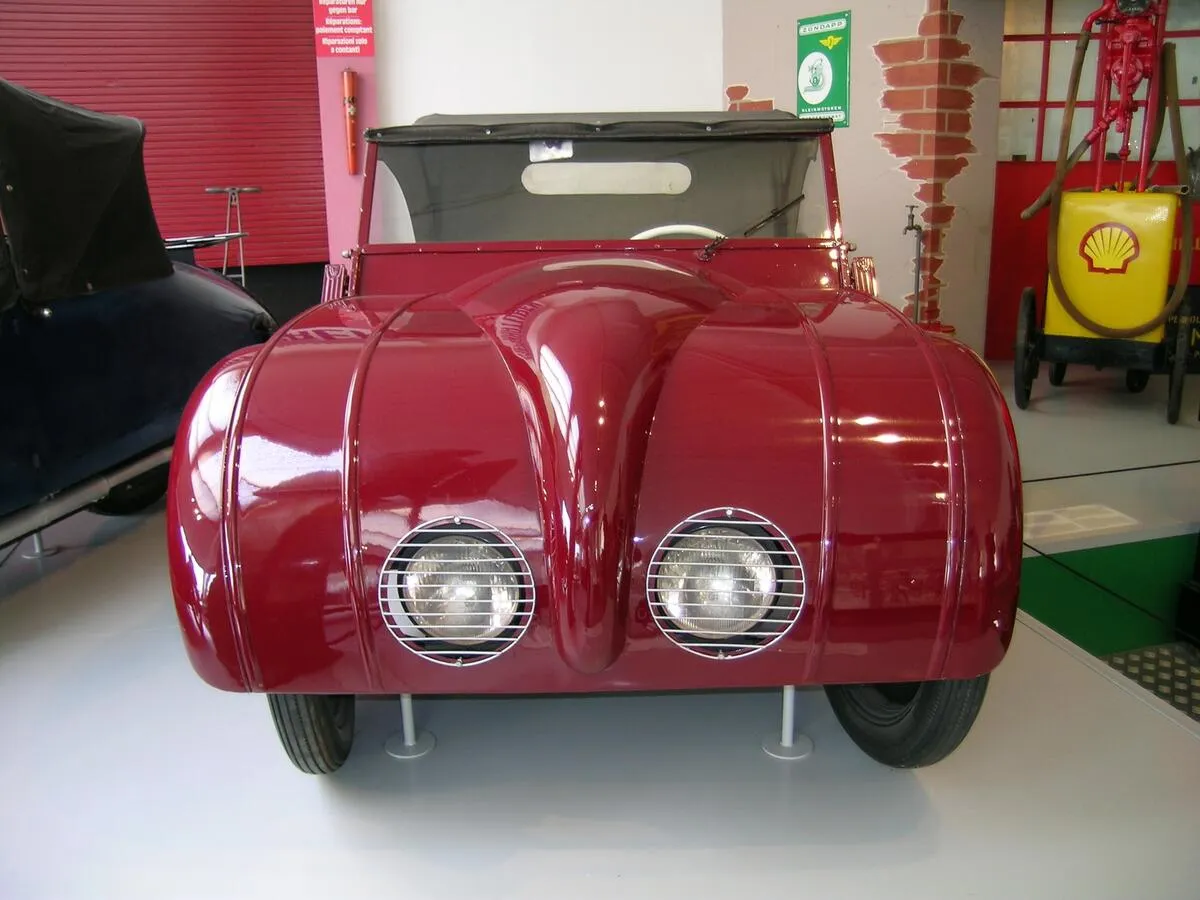 Rapid Volkswagen suisse de 1947 appartenant au Musée des transports de Lucerne